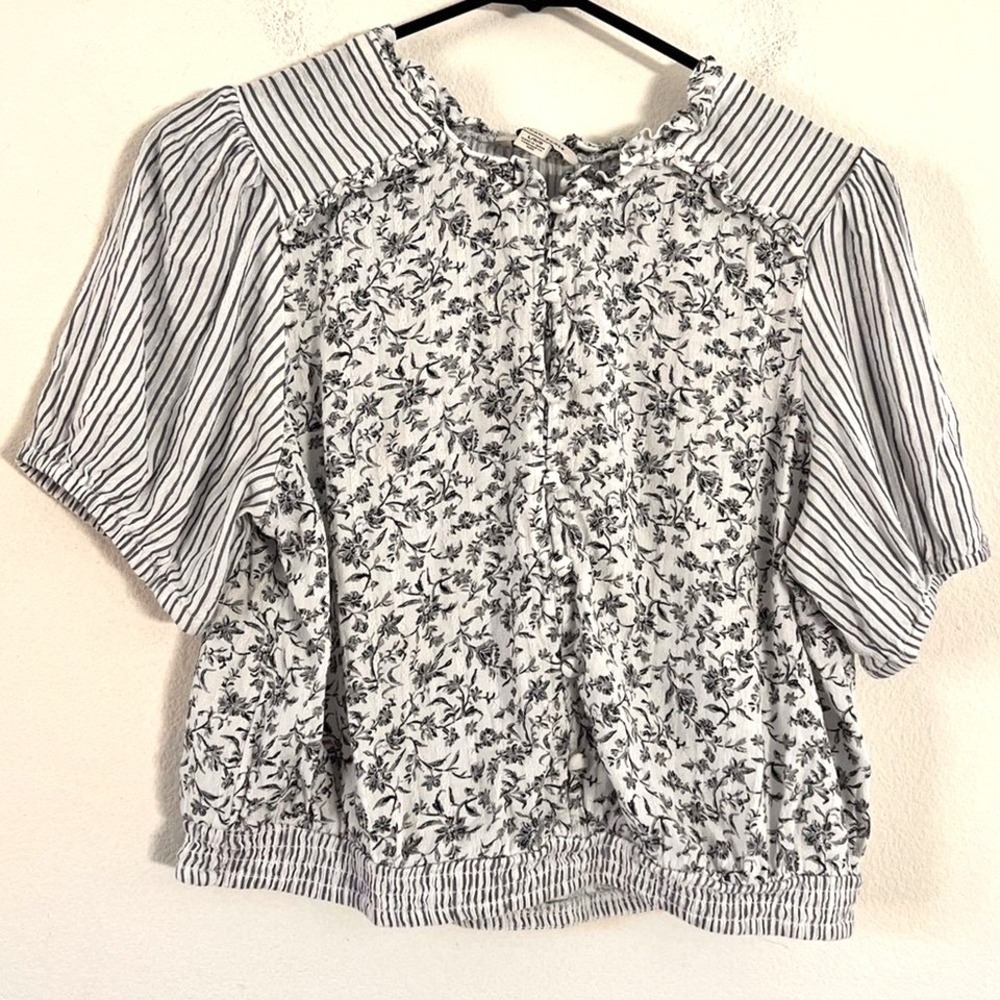 American Eagle Blue Floral Striped Cropped Puff Sleeve Peasant Blouse Top LARGE